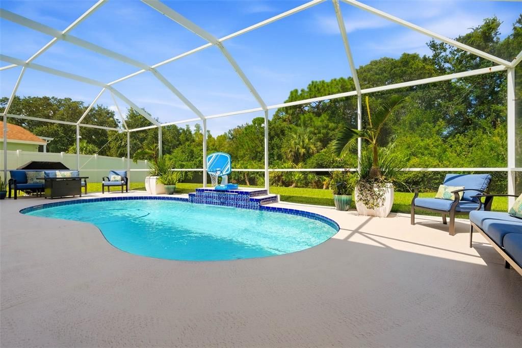 For Sale: $665,000 (4 beds, 2 baths, 2904 Square Feet)