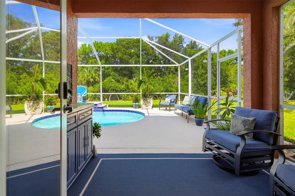 For Sale: $665,000 (4 beds, 2 baths, 2904 Square Feet)