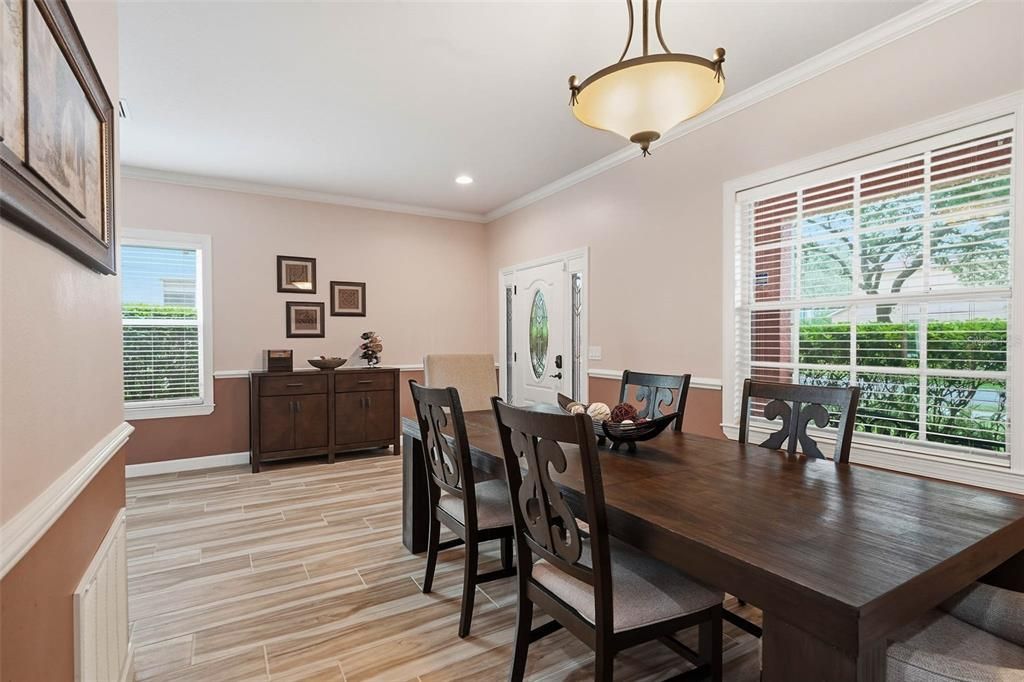For Sale: $665,000 (4 beds, 2 baths, 2904 Square Feet)