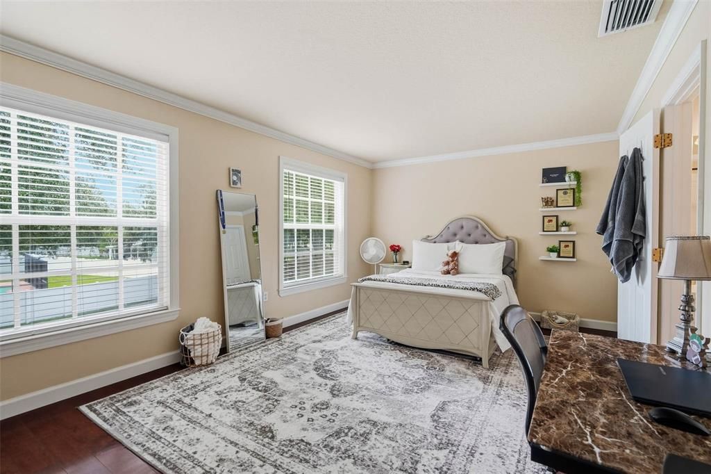 For Sale: $665,000 (4 beds, 2 baths, 2904 Square Feet)