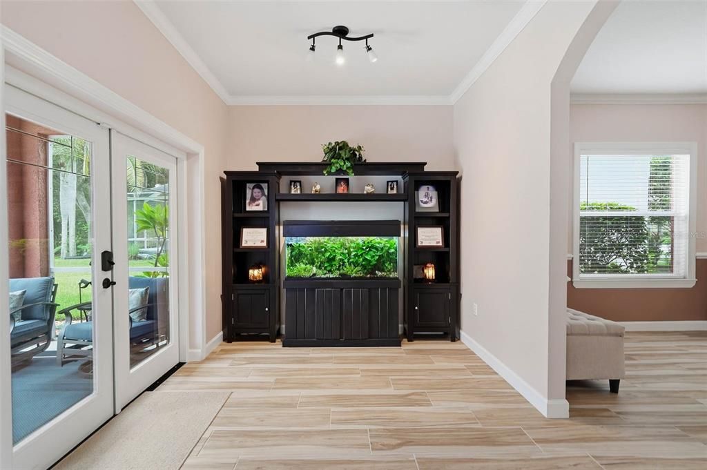 For Sale: $665,000 (4 beds, 2 baths, 2904 Square Feet)