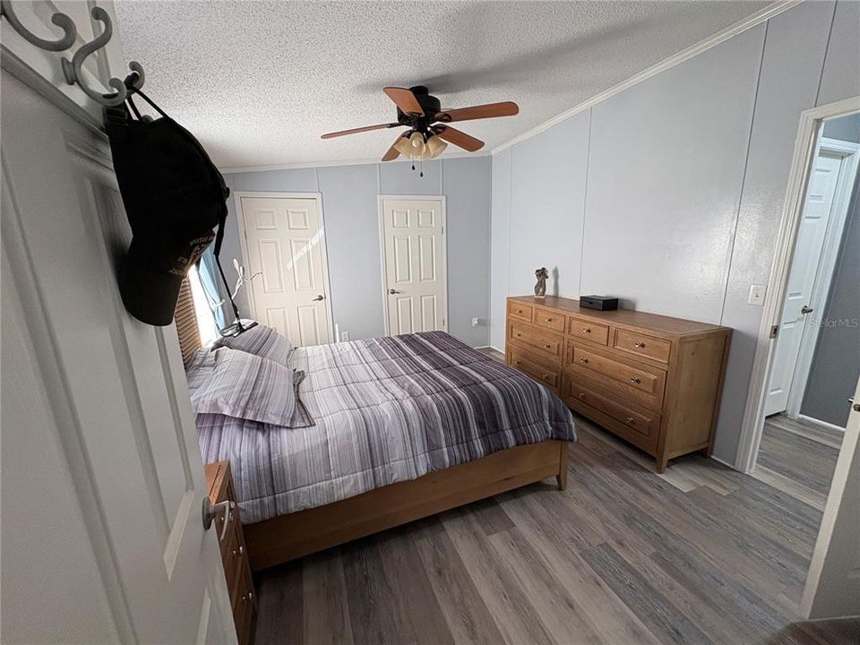 For Rent: $1,400 (2 beds, 2 baths, 1104 Square Feet)