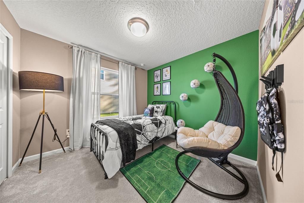For Sale: $297,990 (4 beds, 2 baths, 1821 Square Feet)