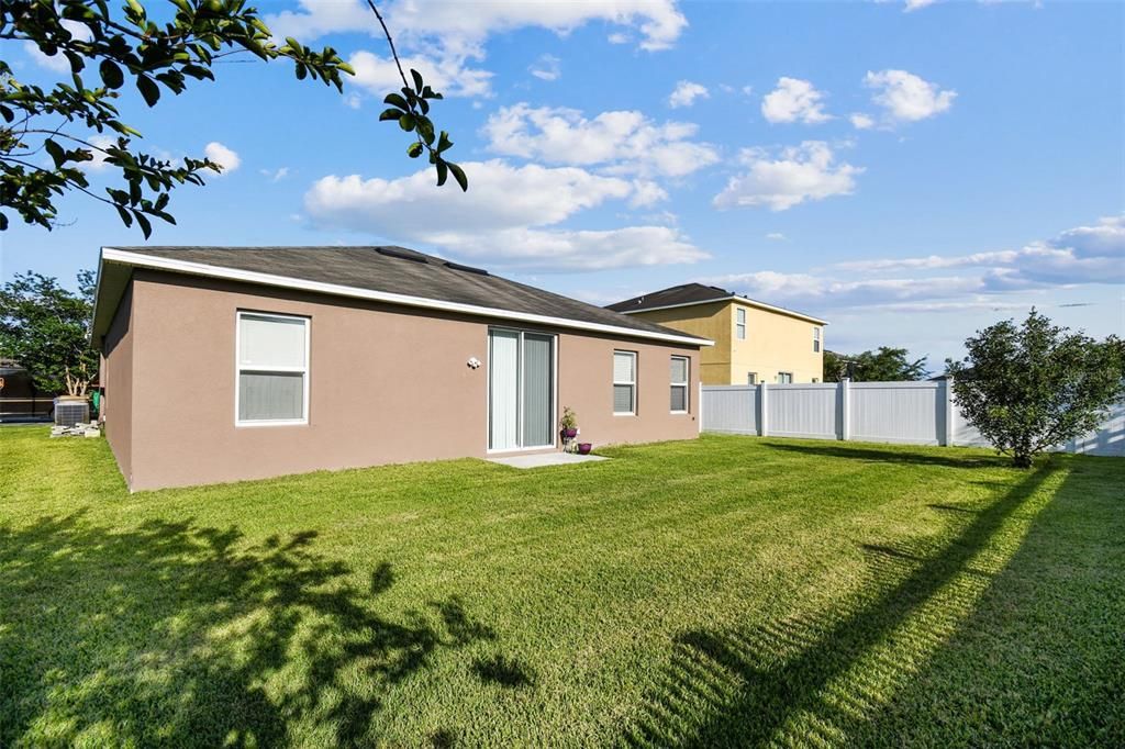 En Venta: $345,000 (3 camas, 2 baños, 1545 Pies cuadrados)