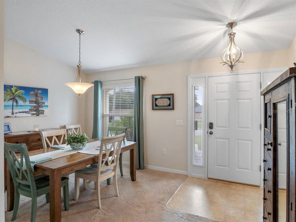 For Sale: $329,900 (4 beds, 2 baths, 1720 Square Feet)