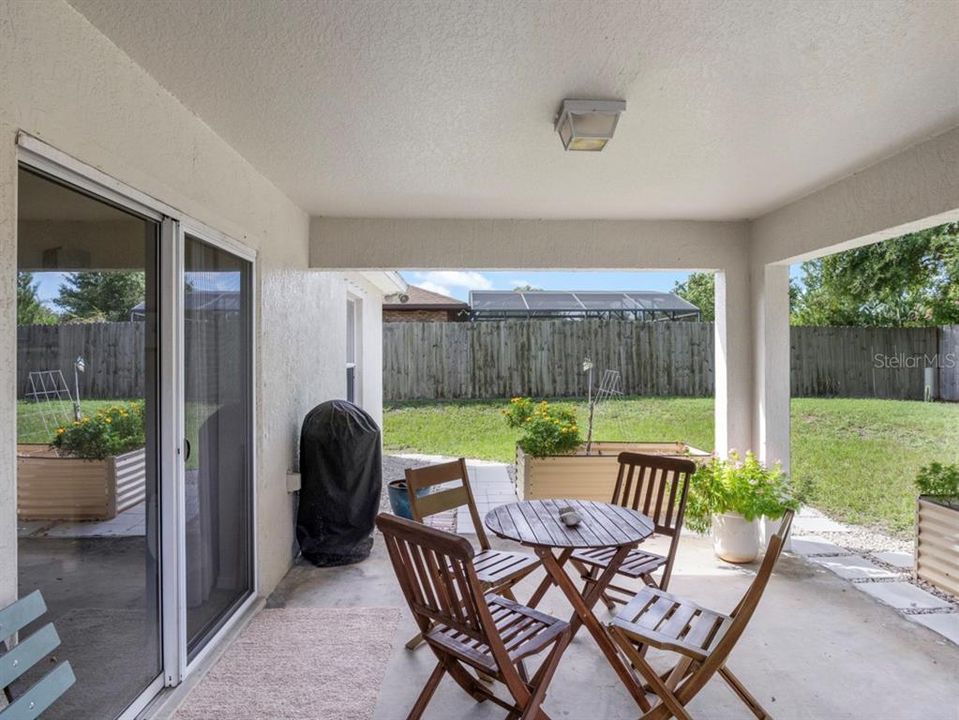 For Sale: $329,900 (4 beds, 2 baths, 1720 Square Feet)