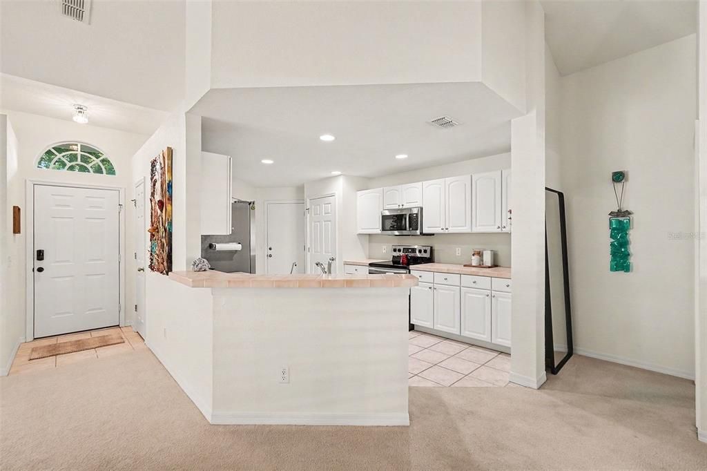 En Venta: $319,000 (2 camas, 2 baños, 1308 Pies cuadrados)