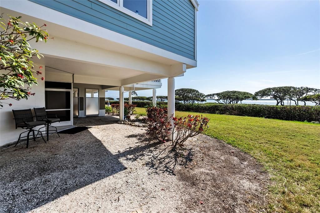 For Sale: $875,000 (3 beds, 2 baths, 3069 Square Feet)