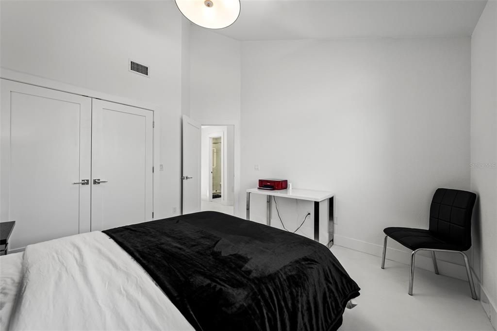 For Sale: $875,000 (3 beds, 2 baths, 3069 Square Feet)