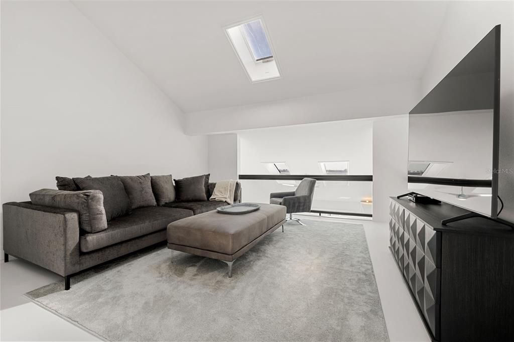 For Sale: $875,000 (3 beds, 2 baths, 3069 Square Feet)