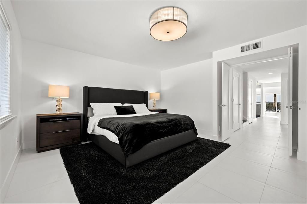 For Sale: $875,000 (3 beds, 2 baths, 3069 Square Feet)