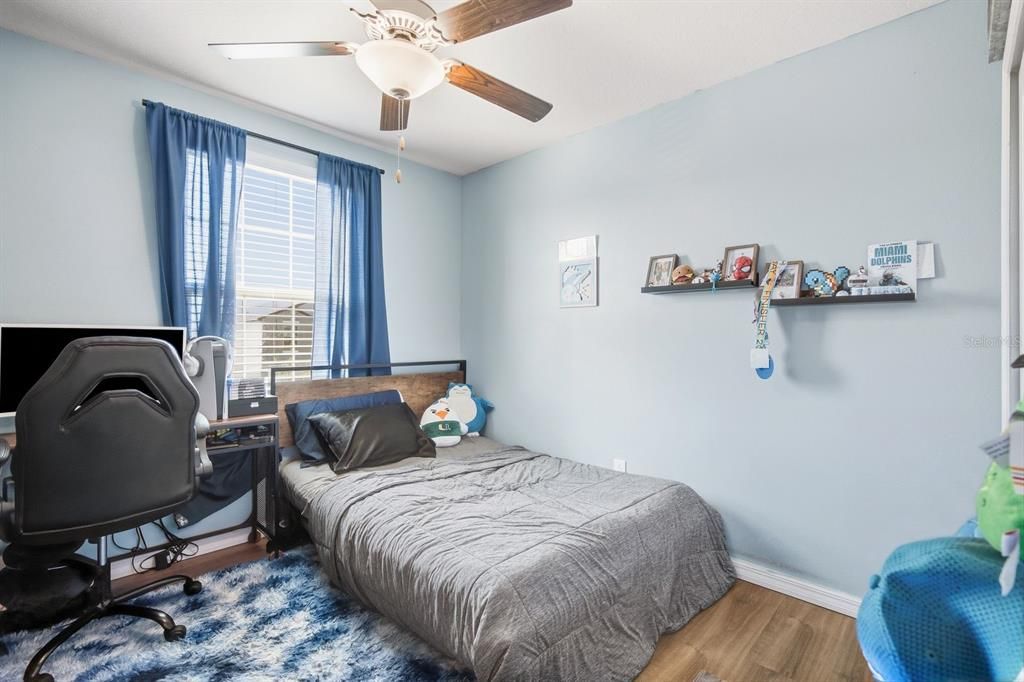 For Sale: $349,000 (4 beds, 2 baths, 1870 Square Feet)