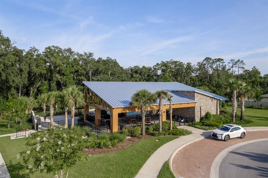 For Sale: $349,000 (4 beds, 2 baths, 1870 Square Feet)