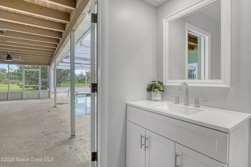 For Sale: $459,000 (4 beds, 2 baths, 2043 Square Feet)