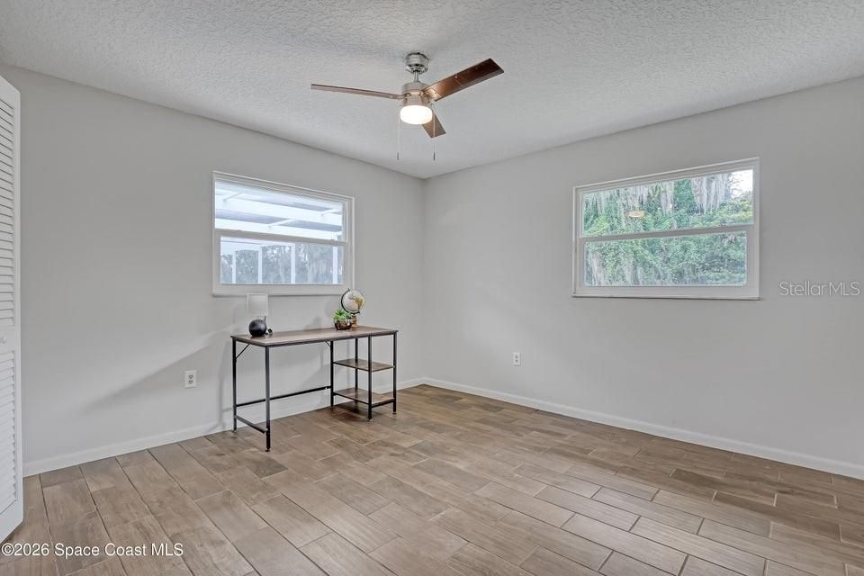 For Sale: $459,000 (4 beds, 2 baths, 2043 Square Feet)