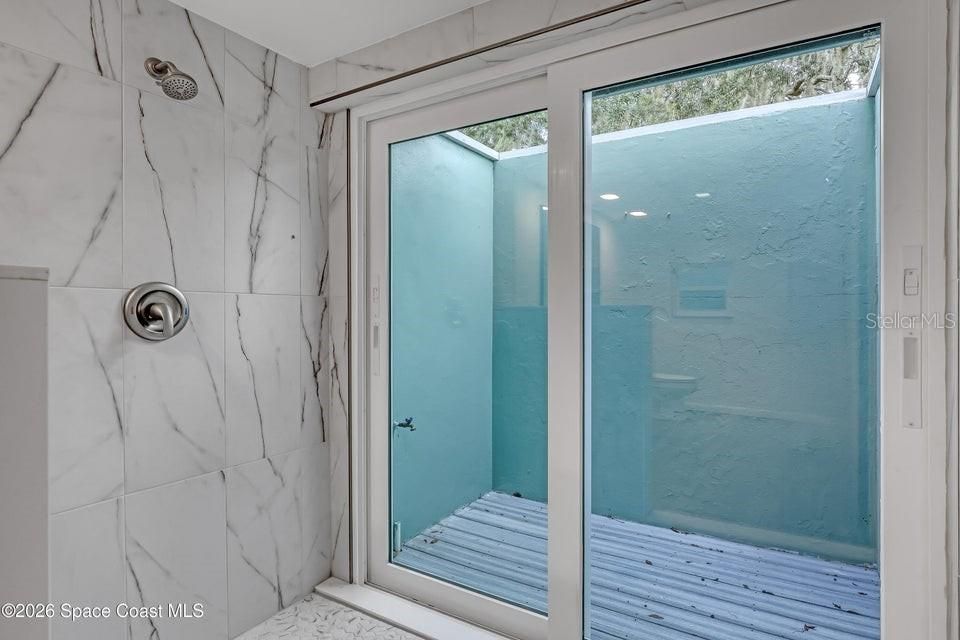 For Sale: $459,000 (4 beds, 2 baths, 2043 Square Feet)