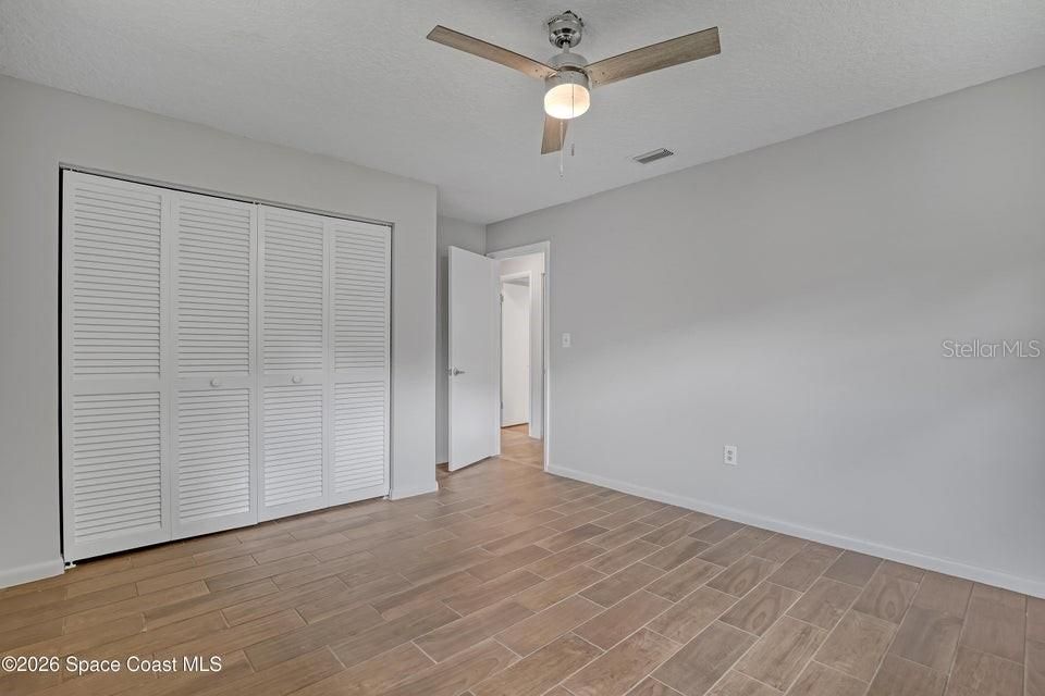 For Sale: $459,000 (4 beds, 2 baths, 2043 Square Feet)
