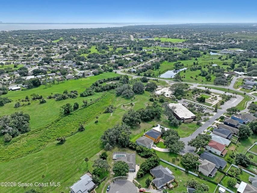 For Sale: $459,000 (4 beds, 2 baths, 2043 Square Feet)