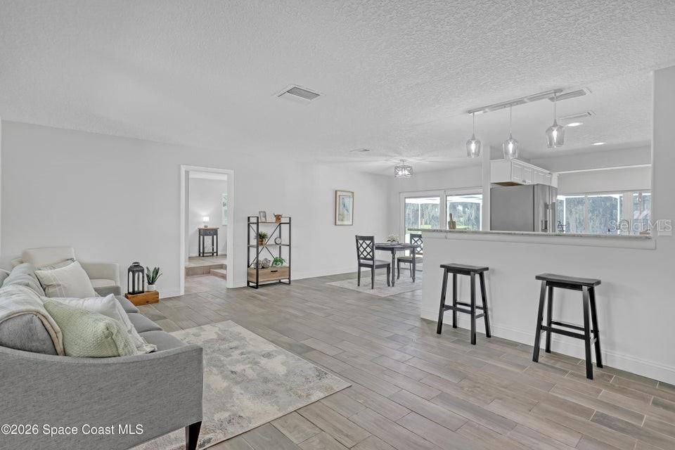 For Sale: $459,000 (4 beds, 2 baths, 2043 Square Feet)