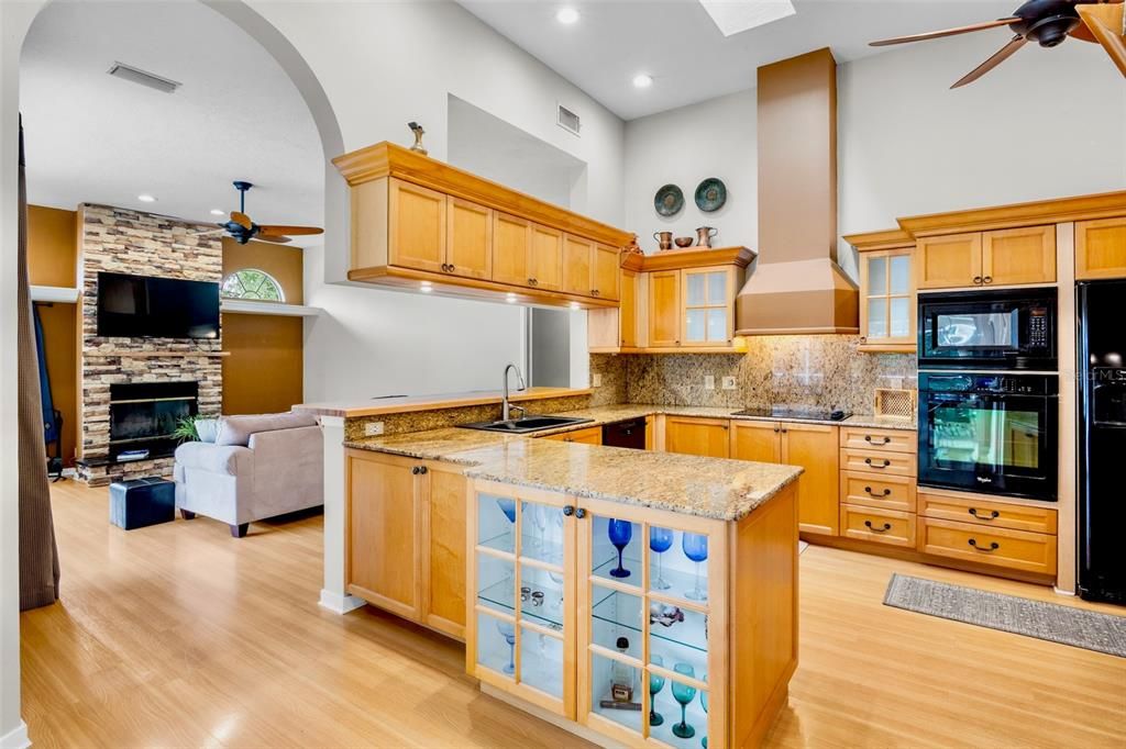 For Sale: $789,000 (4 beds, 3 baths, 2522 Square Feet)