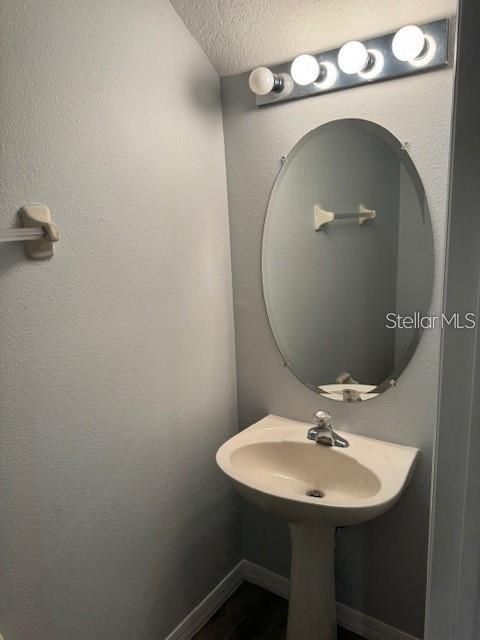 В аренду: $1,500 (2 спален, 2 ванн, 1076 Квадратных фут)