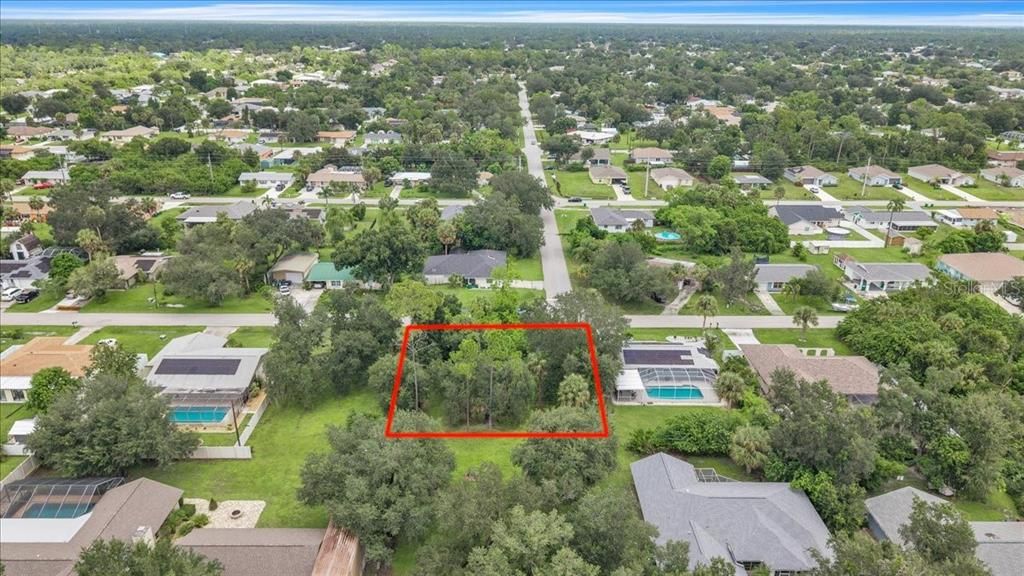 待售: $24,000 (0.23 acres)