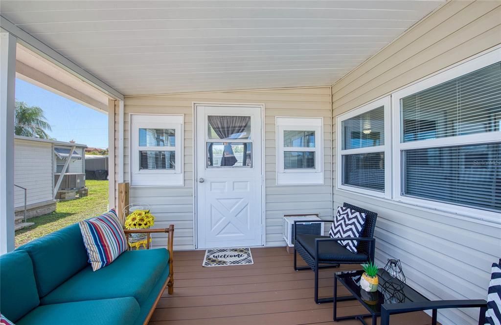 For Sale: $117,000 (1 beds, 1 baths, 564 Square Feet)