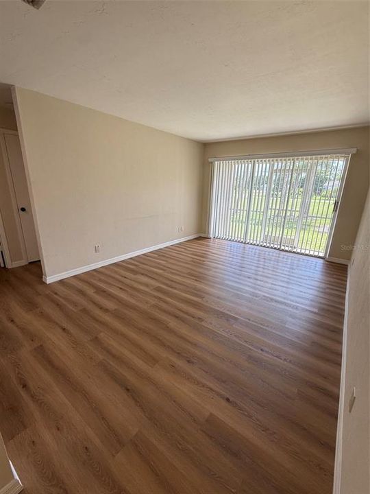 En Renta: $1,450 (2 camas, 2 baños, 900 Pies cuadrados)