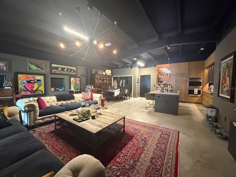 For Sale: $3,400,000 (0 beds, 0 baths, 10542 Square Feet)