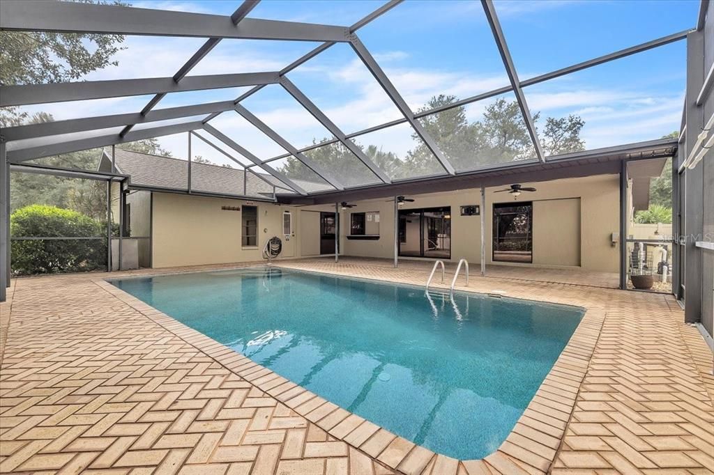 En Venta: $515,000 (3 camas, 2 baños, 2135 Pies cuadrados)