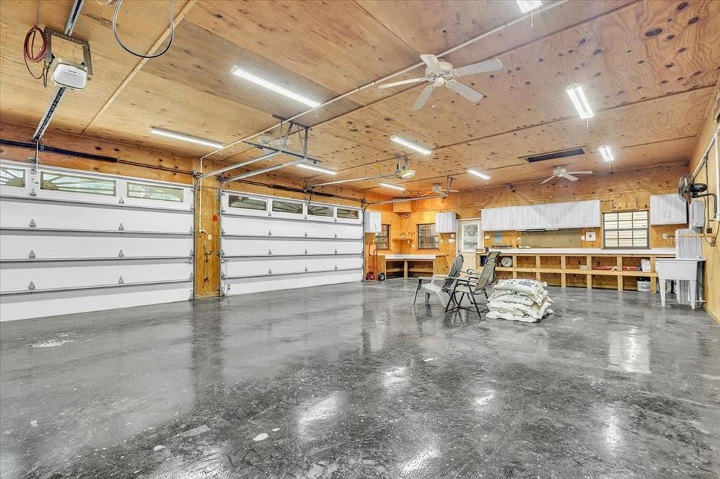 En Venta: $515,000 (3 camas, 2 baños, 2135 Pies cuadrados)