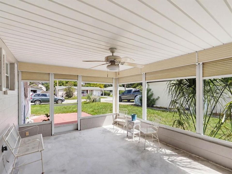 For Sale: $239,900 (2 beds, 2 baths, 1325 Square Feet)