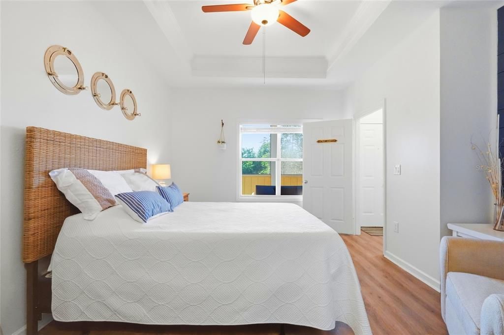 For Sale: $250,000 (2 beds, 2 baths, 1132 Square Feet)