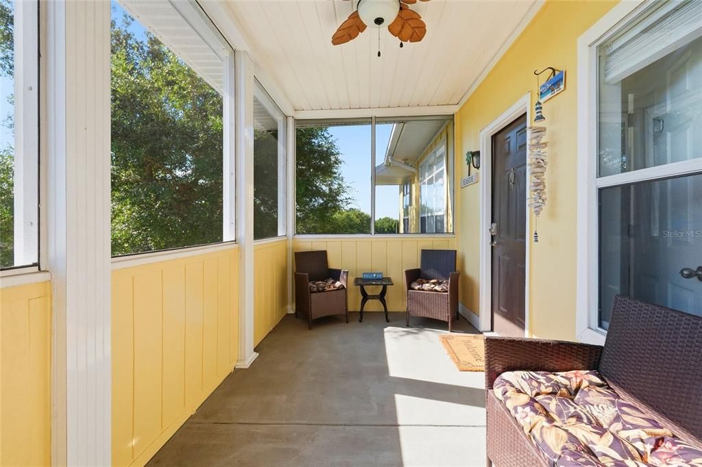For Sale: $250,000 (2 beds, 2 baths, 1132 Square Feet)