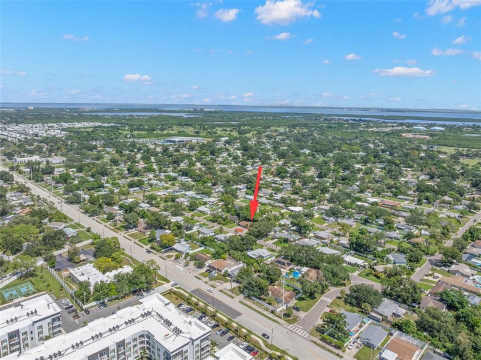 На продажу: $349,900 (3 спален, 2 ванн, 1332 Квадратных фут)