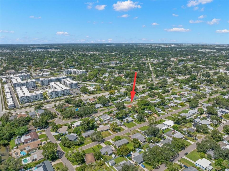 На продажу: $349,900 (3 спален, 2 ванн, 1332 Квадратных фут)