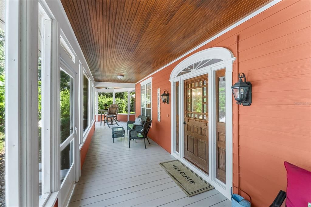 For Sale: $2,795,000 (8 beds, 7 baths, 8231 Square Feet)