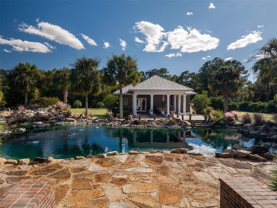 For Sale: $2,795,000 (8 beds, 7 baths, 8231 Square Feet)