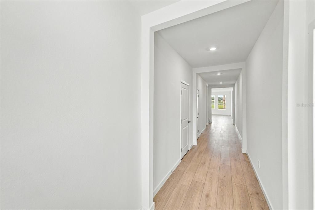 For Rent: $4,895 (5 beds, 4 baths, 3195 Square Feet)