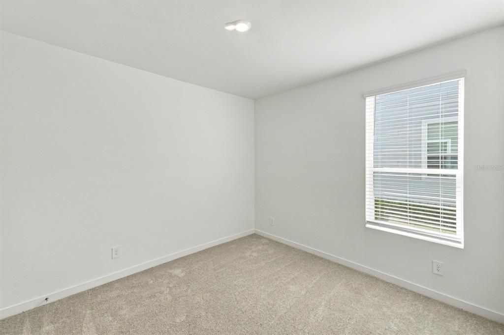 For Rent: $4,895 (5 beds, 4 baths, 3195 Square Feet)