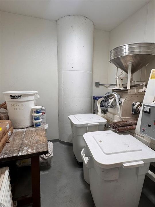 For Sale: $250,000 (0 beds, 0 baths, 2700 Square Feet)