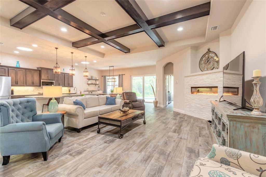 For Sale: $699,888 (3 beds, 2 baths, 2267 Square Feet)