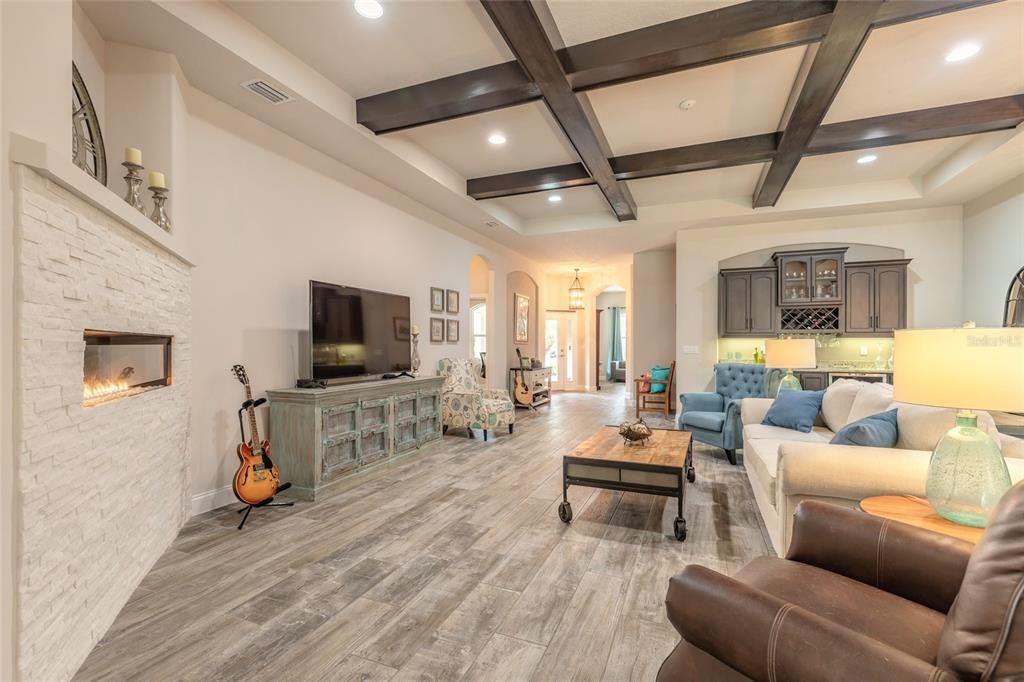 For Sale: $699,888 (3 beds, 2 baths, 2267 Square Feet)