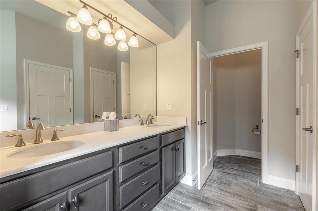 For Sale: $699,888 (3 beds, 2 baths, 2267 Square Feet)