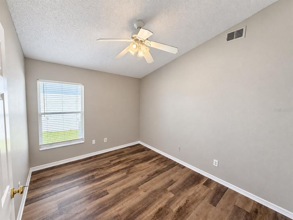 For Rent: $2,695 (4 beds, 2 baths, 2161 Square Feet)