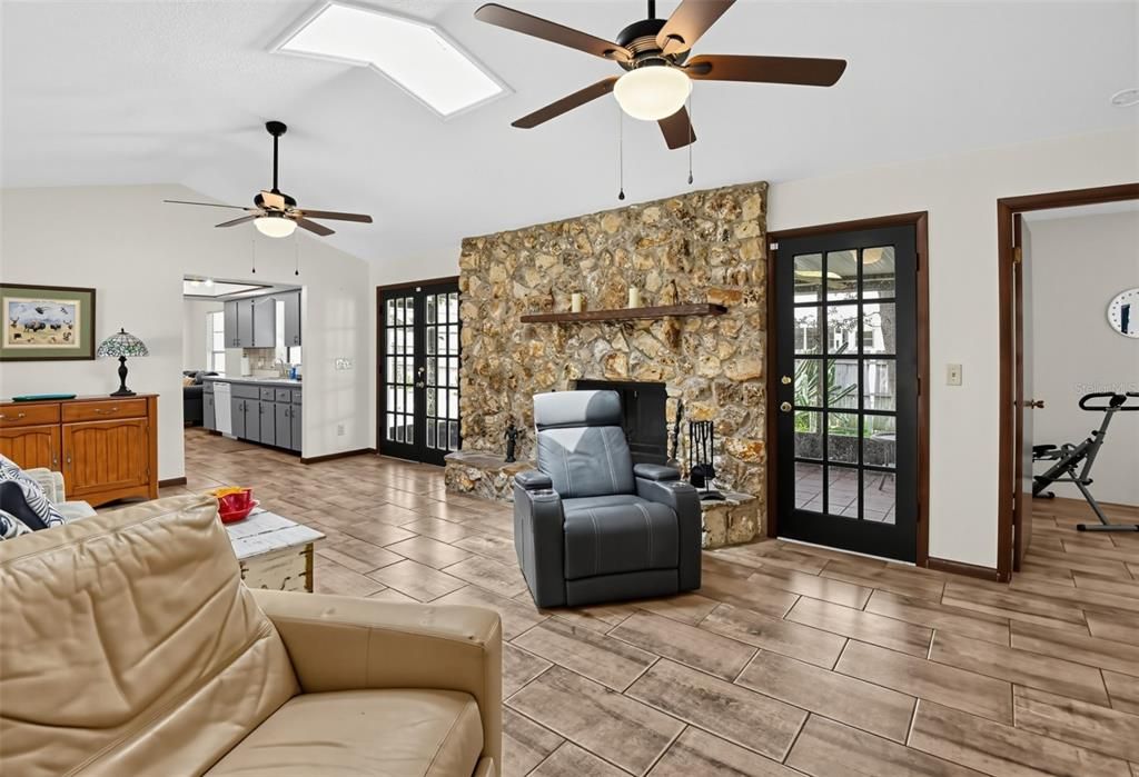 For Sale: $420,000 (3 beds, 2 baths, 1896 Square Feet)