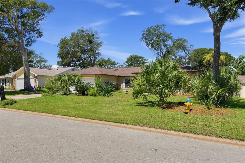 For Sale: $420,000 (3 beds, 2 baths, 1896 Square Feet)
