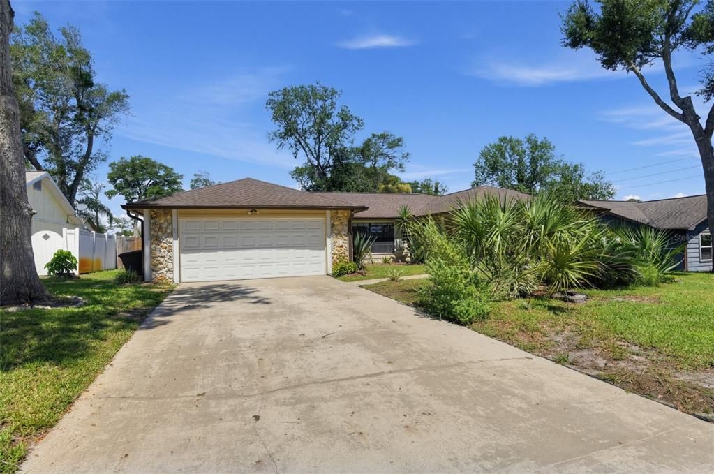 For Sale: $420,000 (3 beds, 2 baths, 1896 Square Feet)