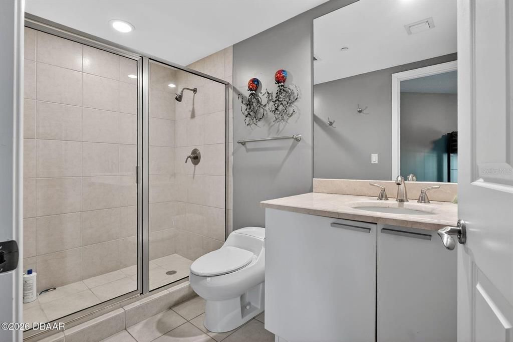 For Sale: $559,900 (3 beds, 3 baths, 2239 Square Feet)