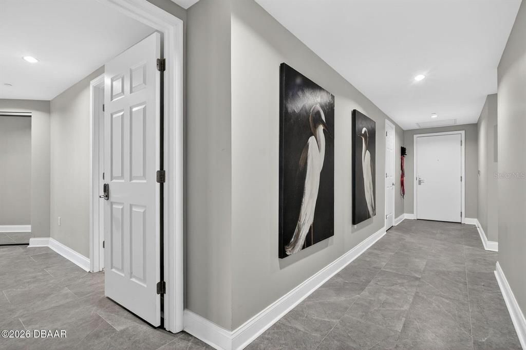 For Sale: $559,900 (3 beds, 3 baths, 2239 Square Feet)